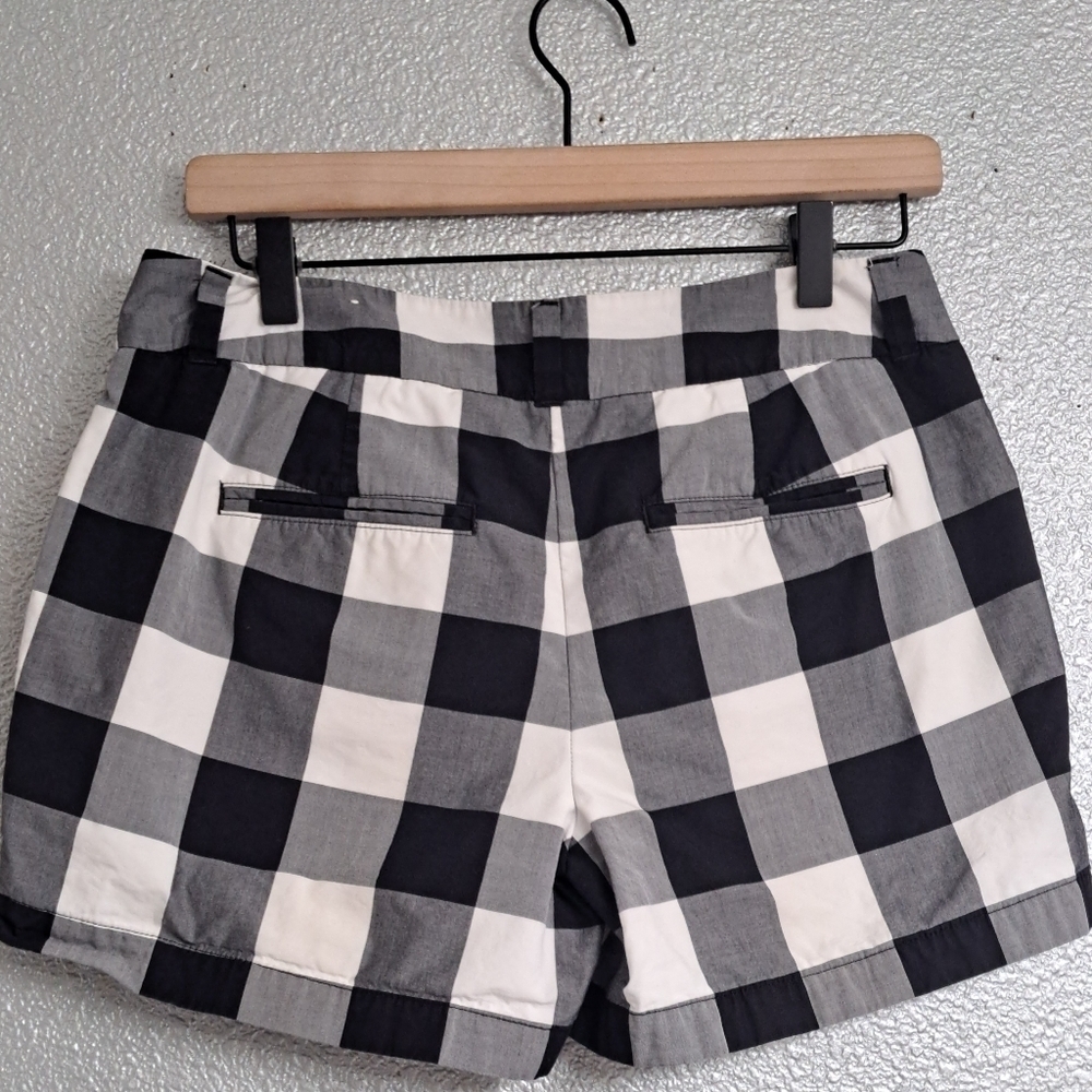Loft  Black & White Buffalo Check Shorts - Picture 2 of 5